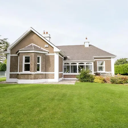Holiday home Churchfield House