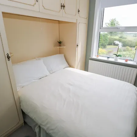 Дом отдыха Churchfield House